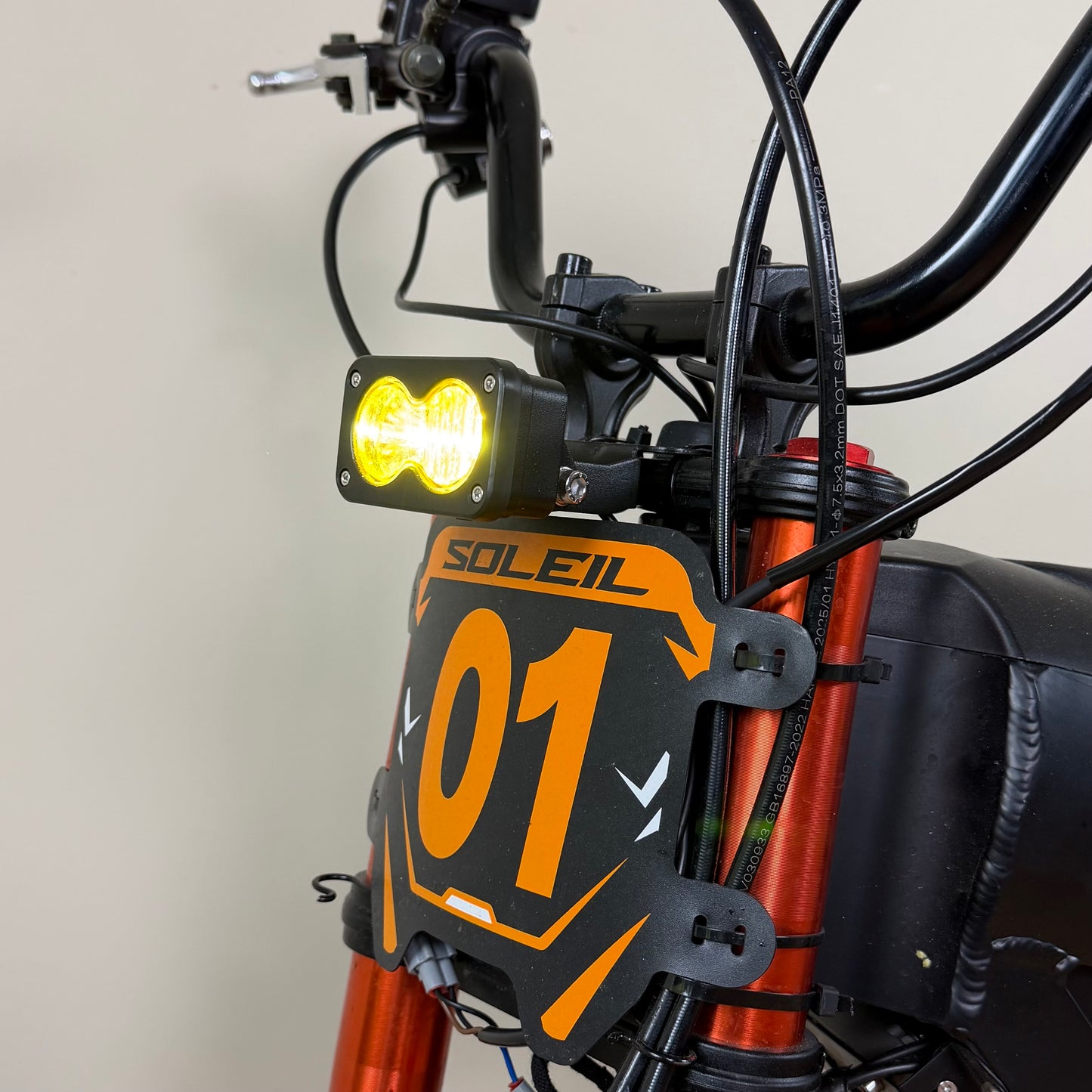 Tuttio Headlight & Rear Light Combo Kit